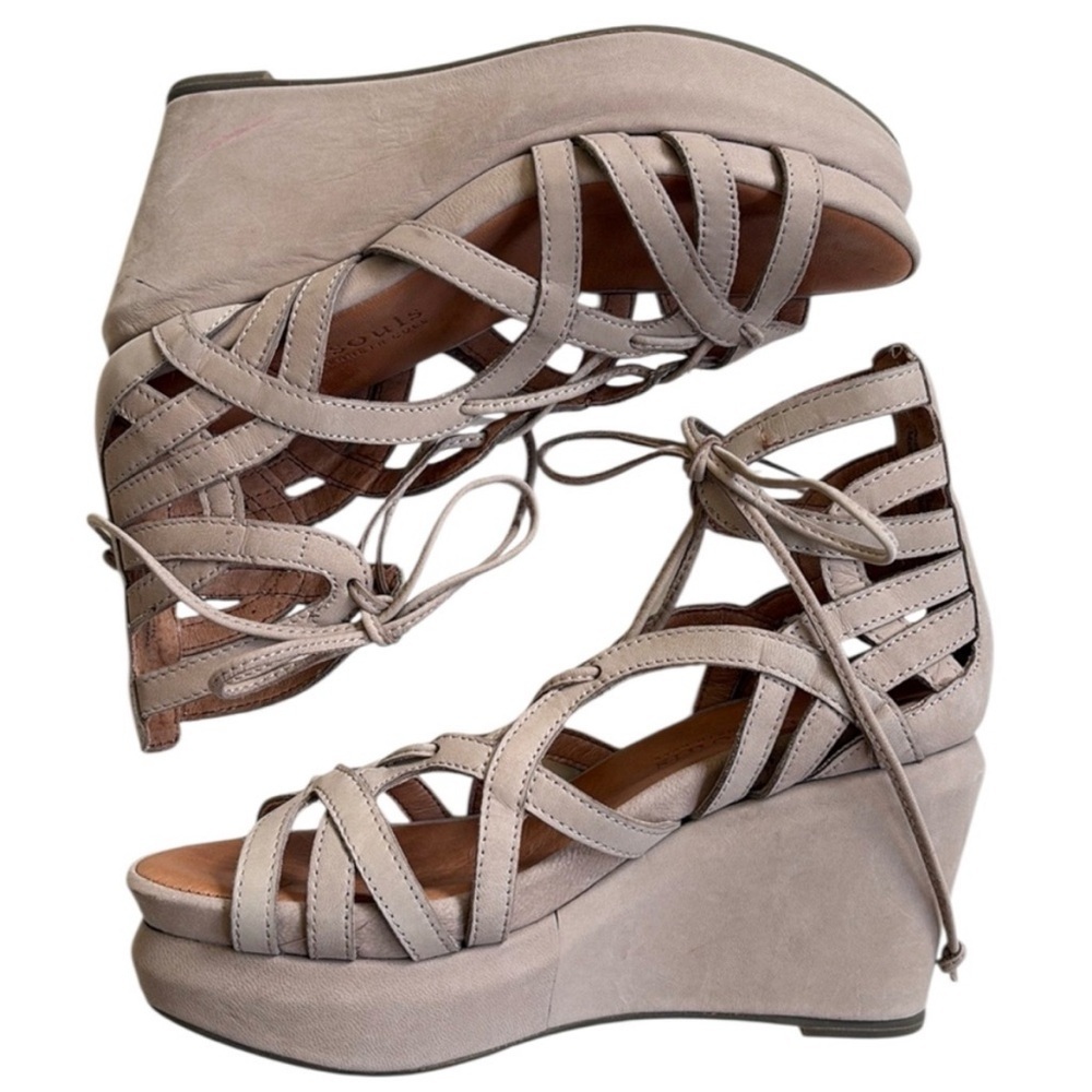 Like New Gentle Souls Leather Joy Wedge
Lace Up Sandals Taupe Size 5.5